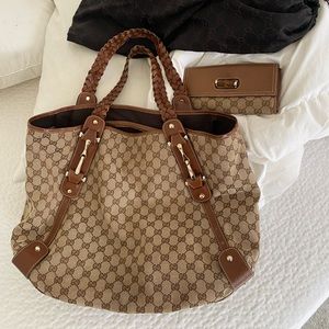 Authentic Gucci purse + wallet